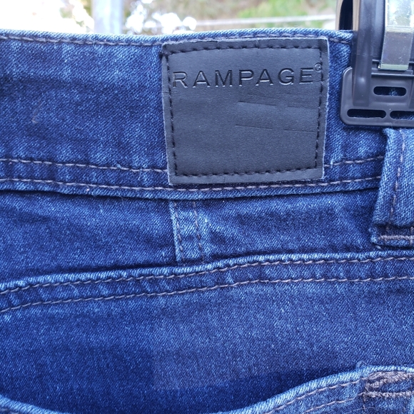 RAMPAGE, Size: 11, Style: Chloe|Curvy, Dark Denim - Picture 5 of 8